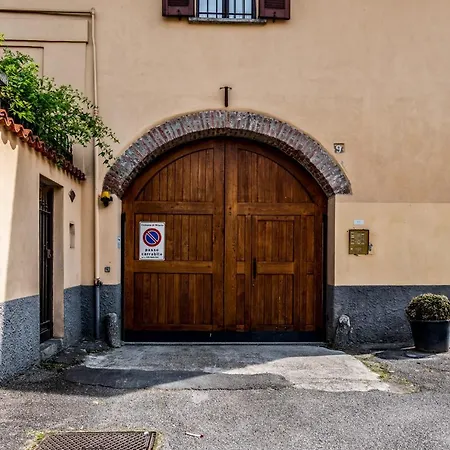 Apartament Morimondo Mediolan