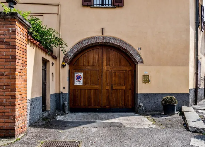 Apartment Morimondo Milan